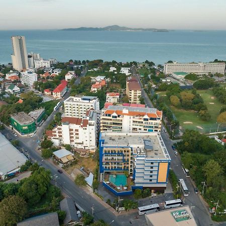 Lewit Hotel Pattaya, A Member Of Radisson Individuals Exterior photo