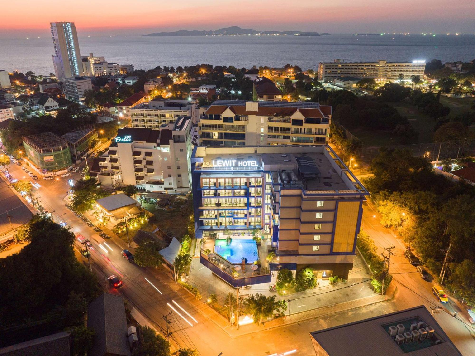 Lewit Hotel Pattaya, A Member Of Radisson Individuals Exterior photo